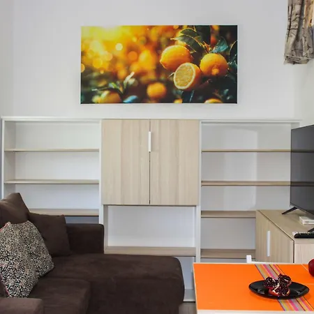 Διαμέρισμα Moni 1179 Golem (Tirana)
